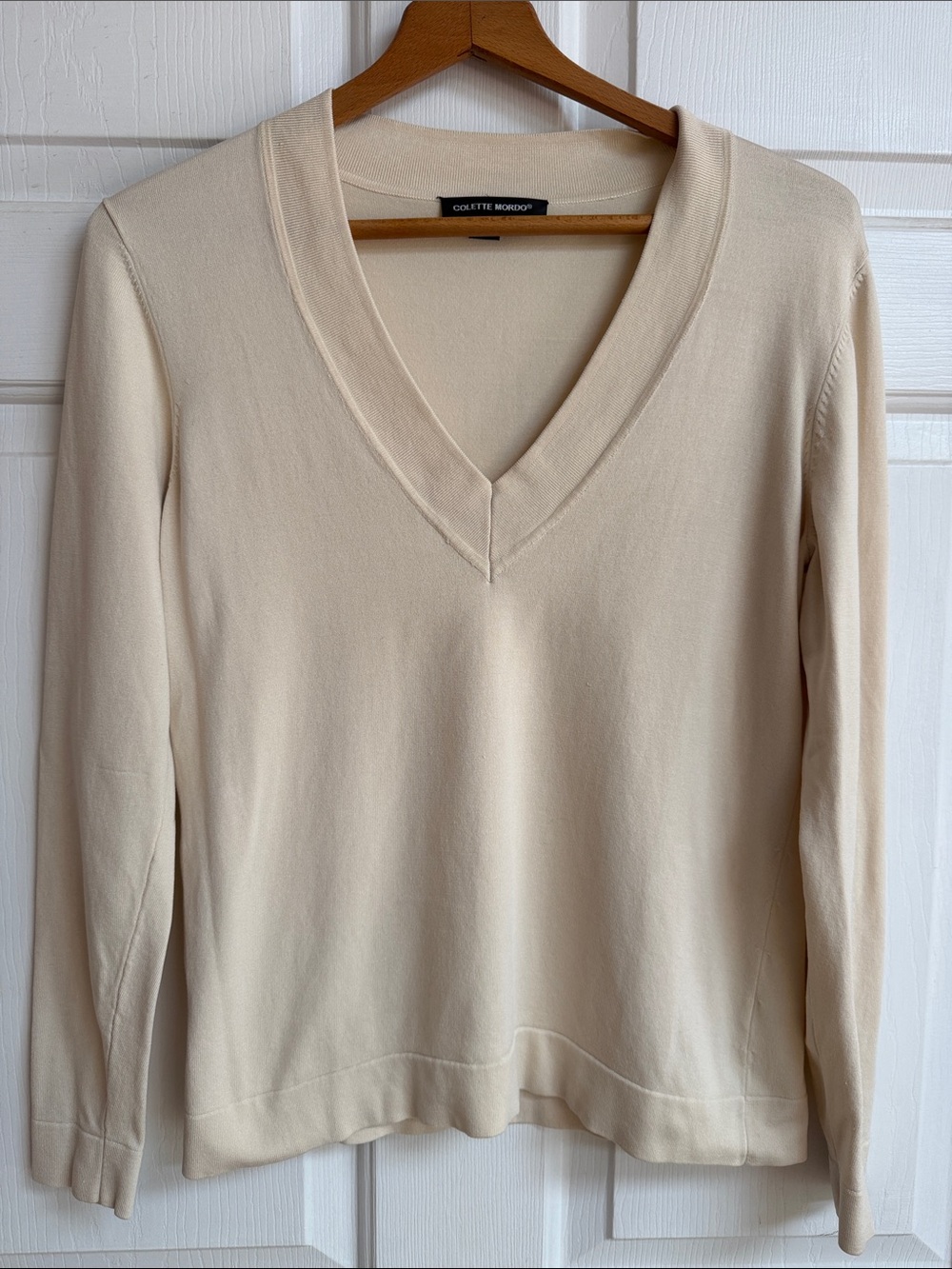 Colette Mordo V-Neck Sweater in Cream- Silk Blend